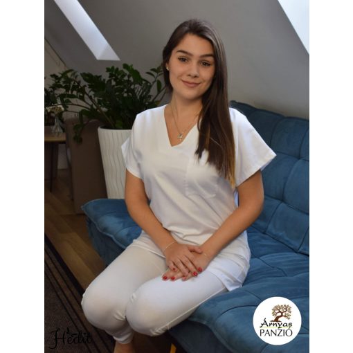 Fehér tunika, női munkaruha felső, női munkaruházat egészségügyi és óvodai dolgozóknak