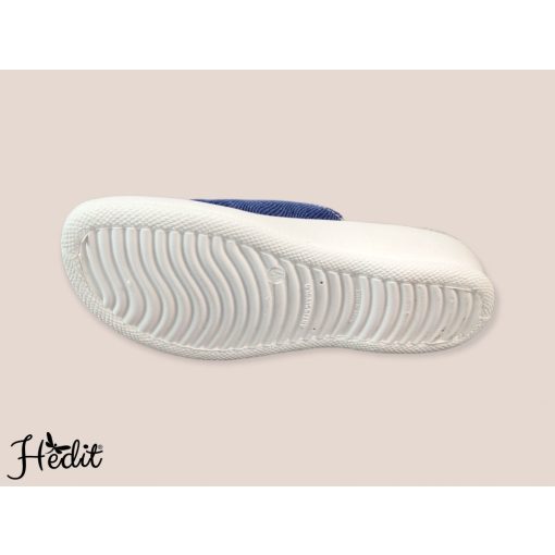 Kék, nyitott női papucs